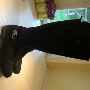 Liz Claiborne woman’s boots